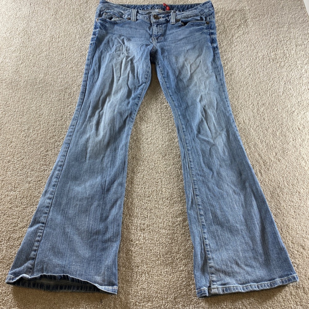 Guess Daredevil Flare Jeans Womens 32 Light Wash Low Rise Blue Denim Y2K